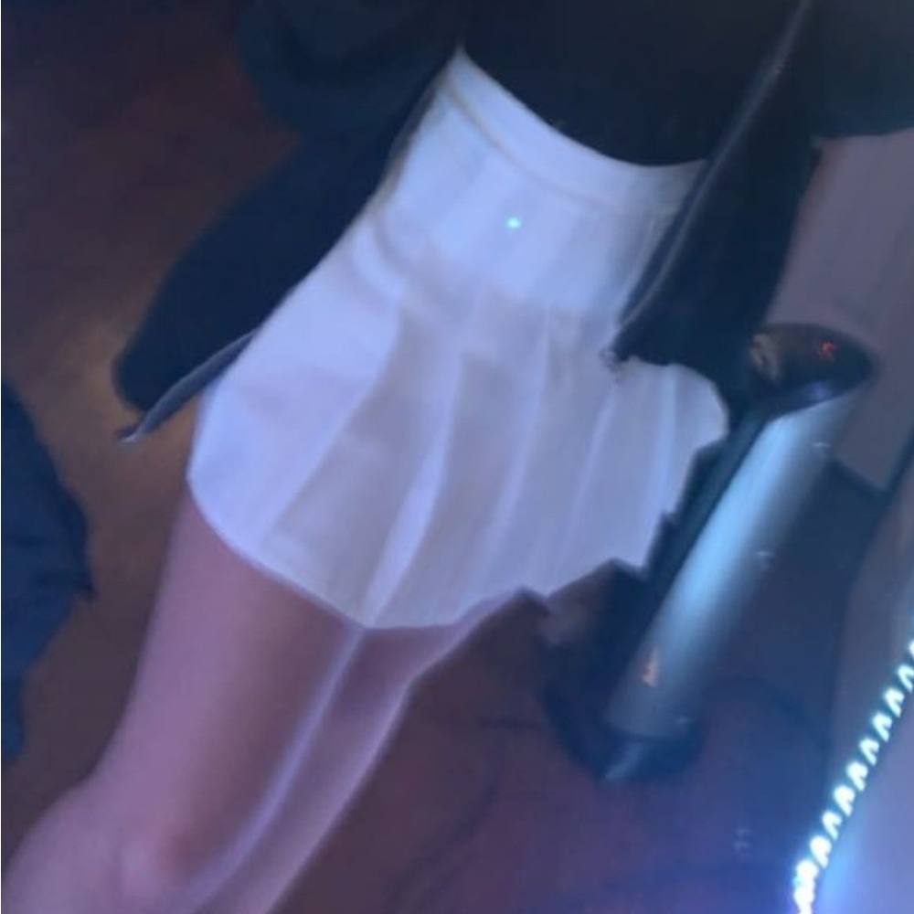 Classic White Pleated Skirt